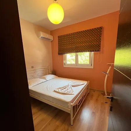 Handra Villa Asfendiou