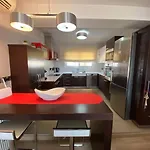 Handra Villa Asfendiou