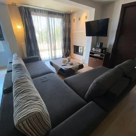 Handra Villa